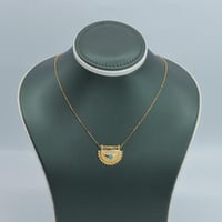 عقد ذهب الرمش عيار 21 وزن 2.24 جرام