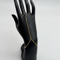 كف المبروم عيار 21 وزن 1.7 جرام