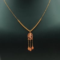 طقم ذهب ناعم عيار 21 وزن 3.58 جرام بتعليقة بيضاوية