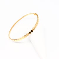 اسوارة شومية ذهب عيار 18 المميز لأطلالة جذابة