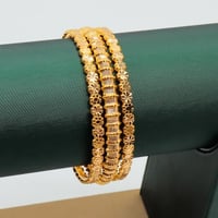 غوايش ذهب عيار 21 بكج وردة مع قصب السكر وزن 13.3 ج...