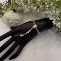 كف ذهب نواعم تصميم الوردة عيار 18