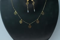 طقم ذهب نواعم تصميم الماسي عيار 18