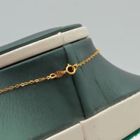 عقد ذهب عيار 21 وزن 5.58 جرام