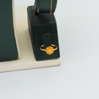 طقم ذهب الوردات دورين عيار 21 وزن 6.74 جرام - حضور...