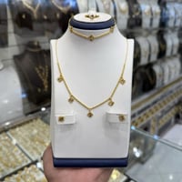 طقم ذهب وردات الفان كليف عيار 21 وزن 7 جرام