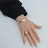 سوارة ذهب البصمة مع الخاتم ذهب صافي عيار 21 وزن 10...