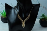 عقد ذهب فخم بتصميم ياباني عيار 18 | الوزن 7.6 جرام