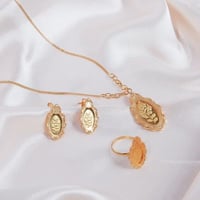 طقم فكتوري تعليقة السبيكة 5 جرام عيار 24 مع اطارات...