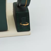 طقم ذهب المونيكاء ثلاثة دور عيار 21 وزن 8.14 جرام-...