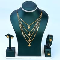 طقم ذهب الفان كليف اربعة دور عيار 21 وزن 11.35 جرا...