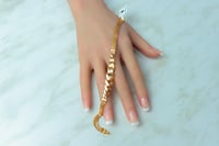 اسوارة جنزير ذهب عيار 21 مميزة وزن 12.3 جرام