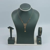 طقم ذهب عيار 21 وزن 2.77 جرام