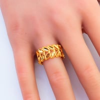 دبلة ذهب غصن الزيتون عريض عيار 21 وزن 3.14 جرام