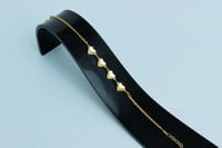 سوارة ذهب عيار 18 وزن 2.3 جرام