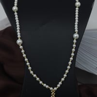 عقد مطعم بالؤلؤ الزراعي مميز بتصميم كرات الدوريكاء...