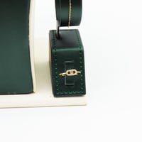 طقم ذهب المسيكاء دورين تصميم الماسي عيار 18 وزن 3....