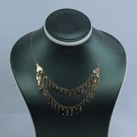 مخنق ذهب عيار 18 وزن 2.5 جرام