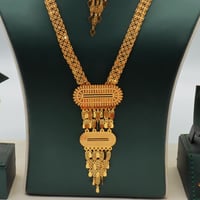 طقم ذهب عيار 21 تصميم تراثي وزن 11.65 جرام بإطلالة...