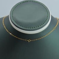 عقد ذهب عيار 21 وزن 3.6 جرام