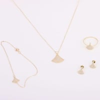 طقم ذهب تصميم بلغاري الماسي عيار 18 وزن 2.7 جرام