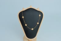 عقد ذهب الفان كليف تصميم كرات الدوريكاء عيار 21 وز...