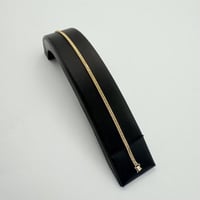 سوارة جنزير ذهب عيار 18 وزن 1.55 جرام