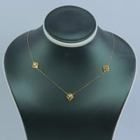 سلسال ذهب تصميم الفان كليف ثلاث وردات عيار 21 وزن...