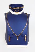 طقم ذهب بتصميم حلقات الدوريكاء عيار 21 وزن 6.5 جرا...