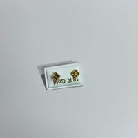 حلق طبي ذهب عيار 18 وزن 0.3 جرام - آمن للاطفال