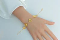 سوارة ذهب الفان كليف خمس وردات عيار 21 وزن 5.4 جرا...