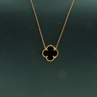 عقد ذهب الفان كليف مطعم بحجر الزركون الاسود عيار 1...