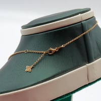 عقد ذهب روبرتوكوين تصميم الماسي عيار 18 وزن 6.34 ج...