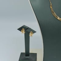 طقم ذهب عيار 21 وزن 8.18 جرام - لأطلالة فاخرة