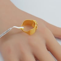 خاتم ذهب عيار 21 وزن 4.12 جرام