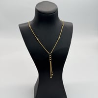 سلسلة ذهب عيار 21 بتصميم مبروم وزن 5.94 جرام