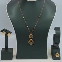 نصف طقم ذهب بحريني عيار 21 وزن 9.85 جرام