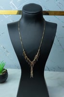 سلسال ذهب طويل بتصميم شلاشل نازل عيار 18 بوزن 6.7...