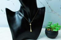 سلسال مارلي لون أبيض مميز ذهب عيار 18 وزن 2.4 جرام