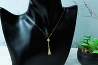 سلسال مارلي لون أبيض مميز ذهب عيار 18 وزن 2.4 جرام