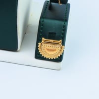 طقم ذهب شرقي بتصميم البراشي مميز عيار 21 وزن 17.75...