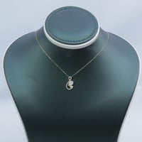 عقد ذهب عيار 18 نغمة الأناقة الألماسية وزن 1.1 جرا...