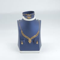 طقم ذهب عيار 21 وزن 7.33 جرام