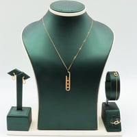 طقم ذهب المسيكاء تصميم الماسي عيار 18 وزن 5.3 جرام