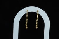 حلق ذهب الببلز عيار 18 وزن 1.4 سم