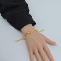 اسوارة ذهب عيار 21 وزن 9.41 جرام