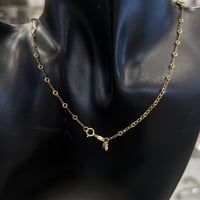 عقد ناعم تصميم ترندي عيار 18 وزن 4.3 جرام