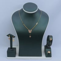 طقم ذهب عيار 21 وزن 3.7 جرام