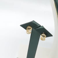 طقم ذهب إيطالي تصميم ألماسي عيار 18 – وزن 6.8 جرام...