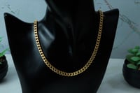 سلسال جنزير ذهب عيار 18 بتصميم كلاسيكي وزن 7.5 جرا...